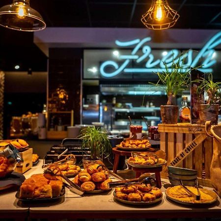 Novotel Valence Sud Bagian luar foto