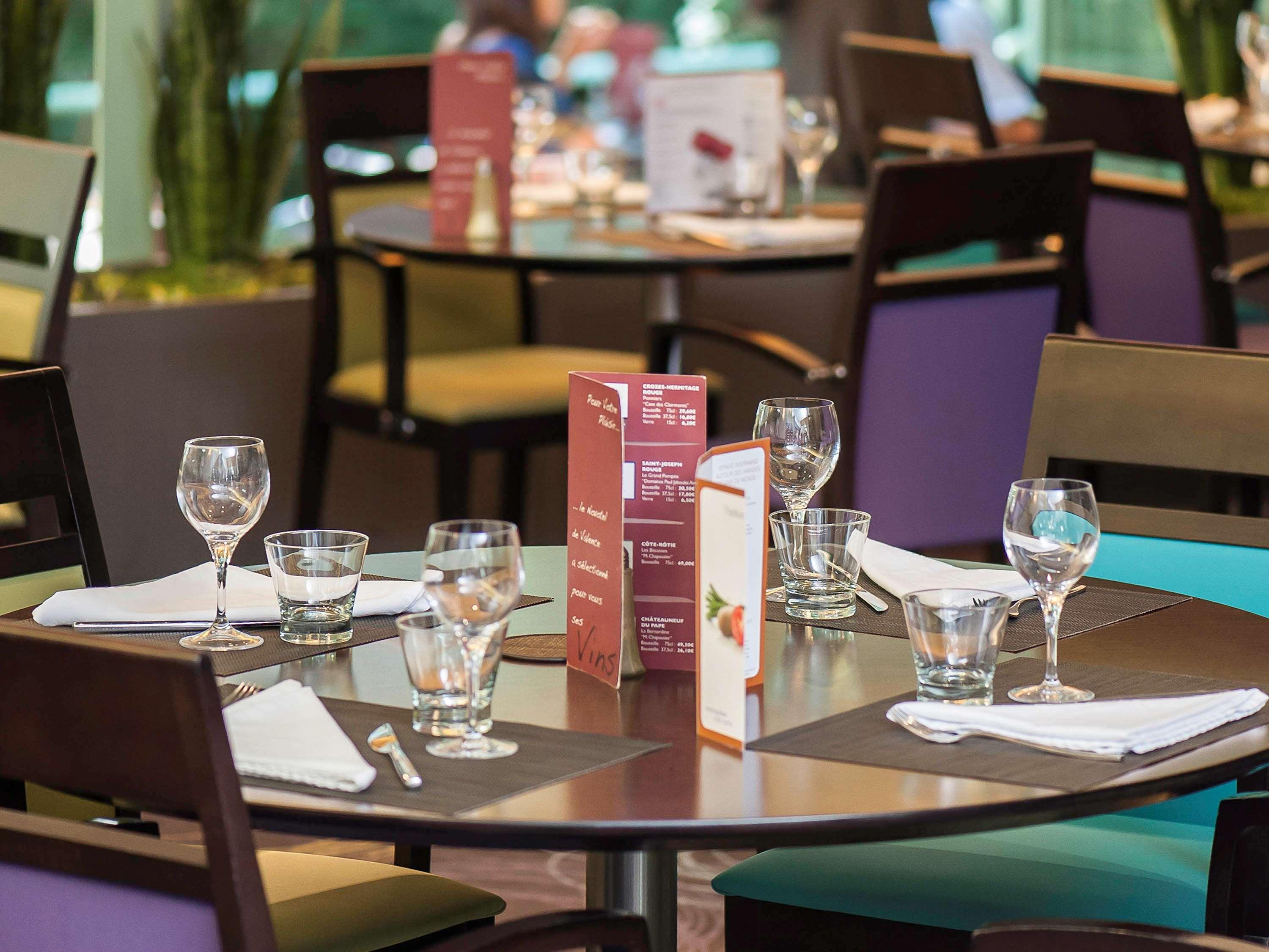 Novotel Valence Sud Bagian luar foto