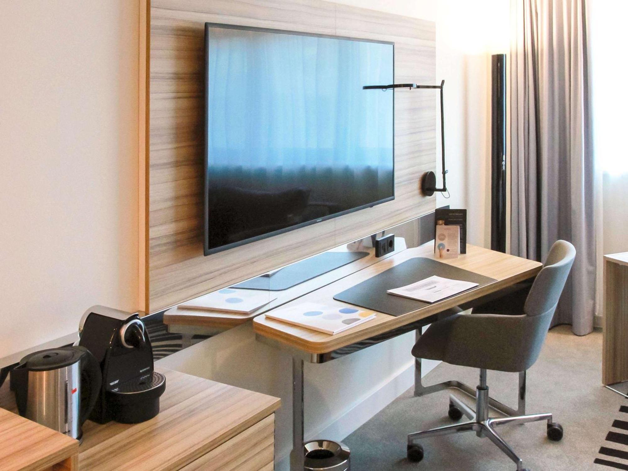 Novotel Valence Sud Bagian luar foto