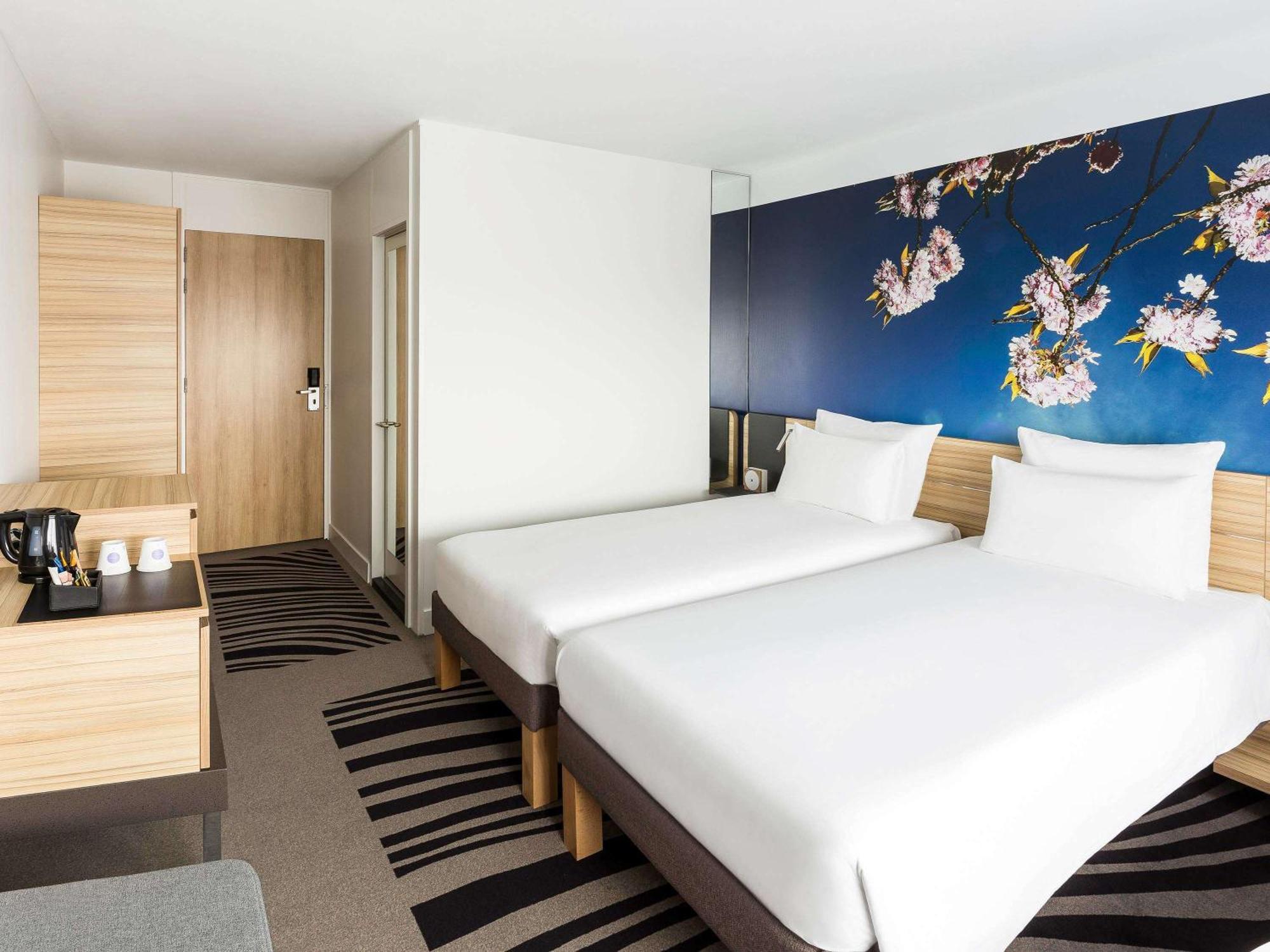 Novotel Valence Sud Bagian luar foto