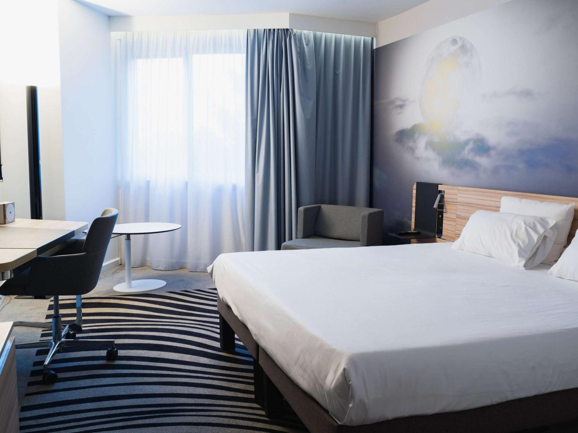 Novotel Valence Sud Bagian luar foto