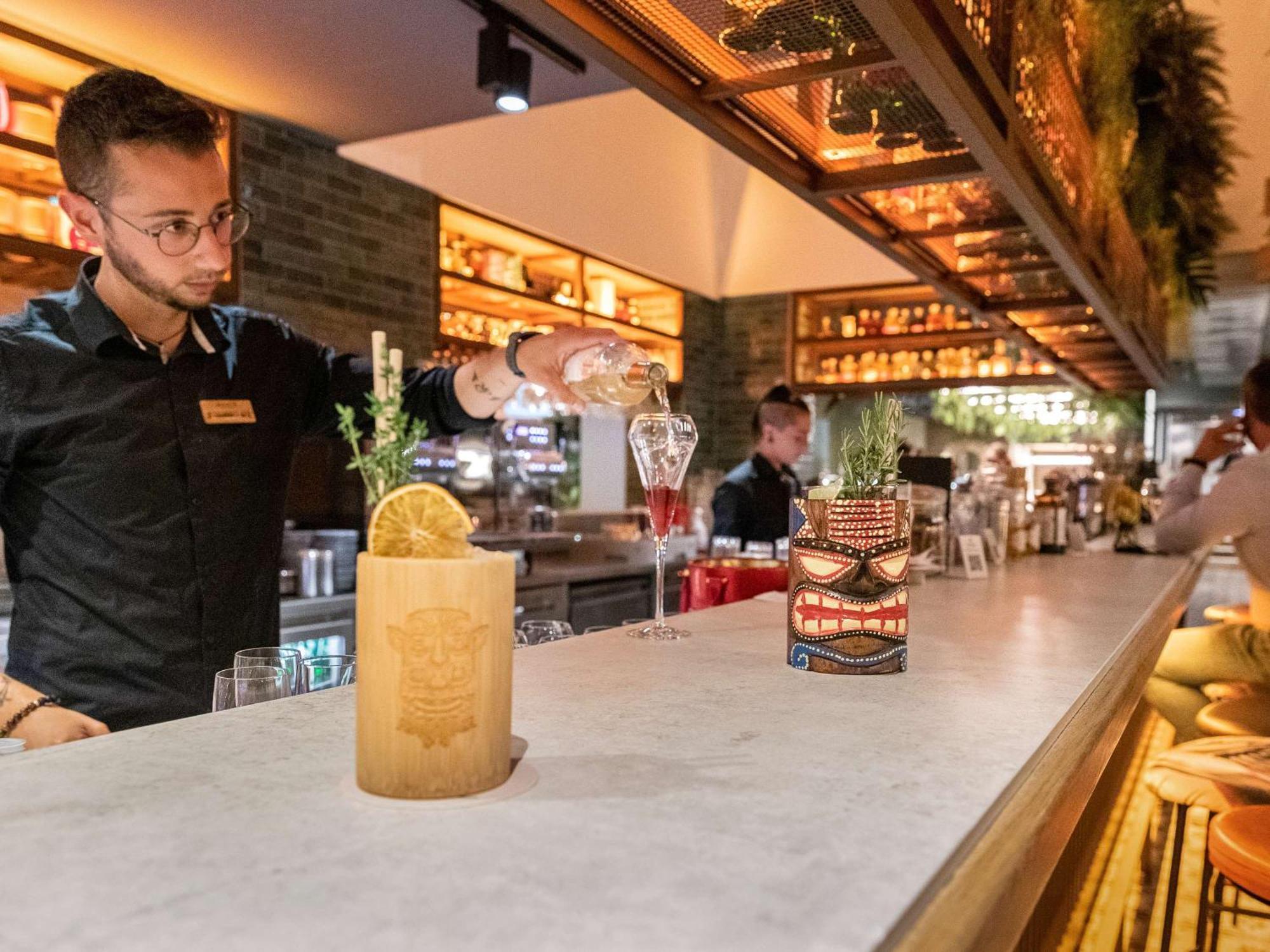 Novotel Valence Sud Bagian luar foto