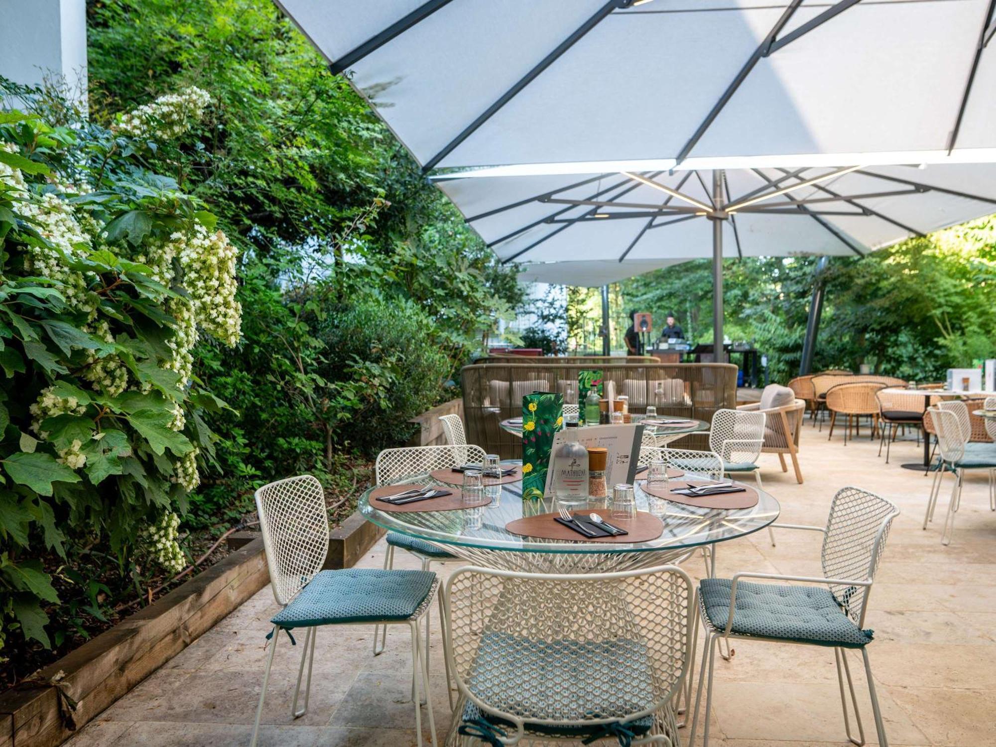 Novotel Valence Sud Bagian luar foto