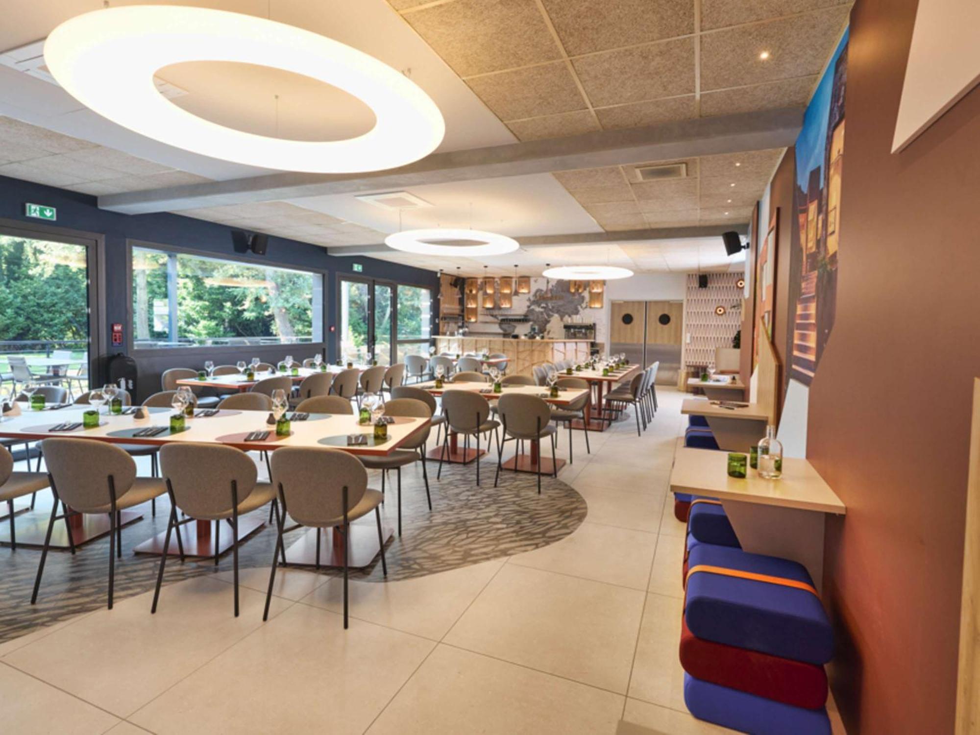 Novotel Valence Sud Bagian luar foto